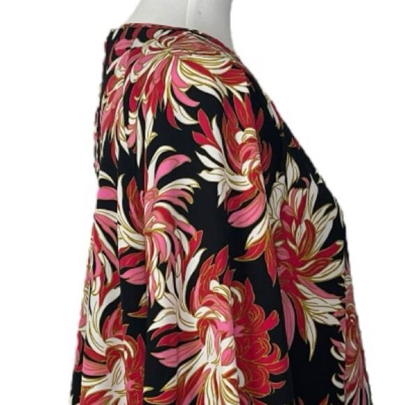 Who What Wear Top Round Neck Long Sleeves Black Red Floral Satin Women’s Size XL - Picture 9 of 14